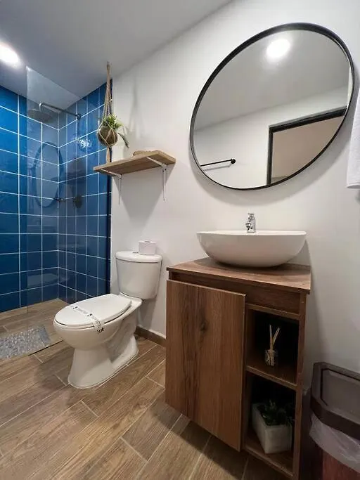 Апартаменты Nuevo Estudio Cerca De Plaza Mayor Nid101 By Roots Rentals Медельин